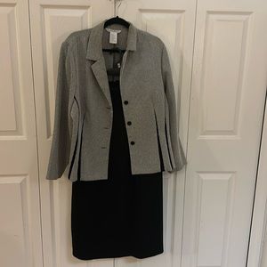 Women’s business suit